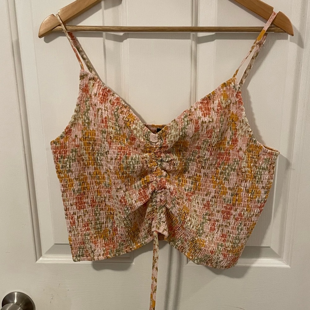 NWT Forever21+ Floral Crop